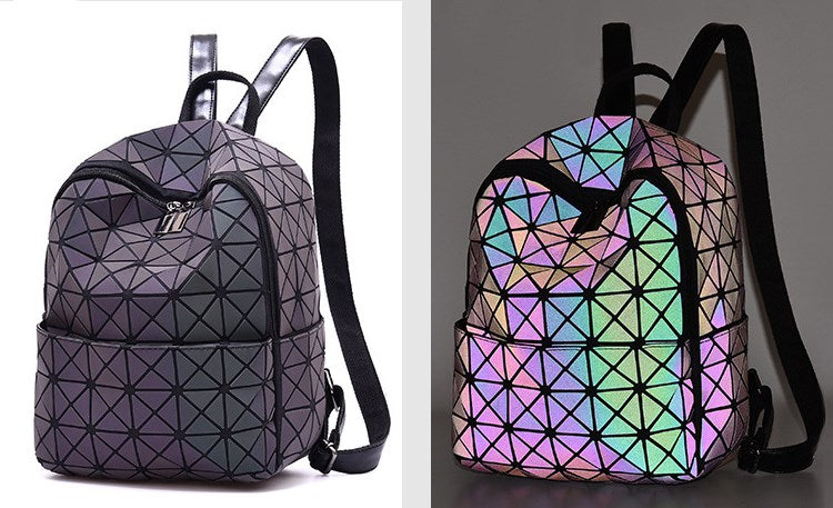 2021 Luminous Women Backpacks Fashion Girl Daily Backpack Women's Package Geometry Sequins Folding Bags Mini Bag School Bagpack 2021 Luminous Women Backpacks Fashion Girl Daily Backpack Women's Package Geometry Sequins Folding Bags Mini Bag School Bagpack